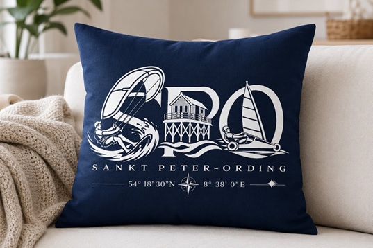 Marineblaues Kissen mit SPO-Logo aus Kitesurfer, Pfahlbau und Strandsegler